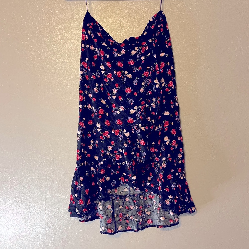 Floral Skirt OneHeart size Sm faux wrap with ruffle